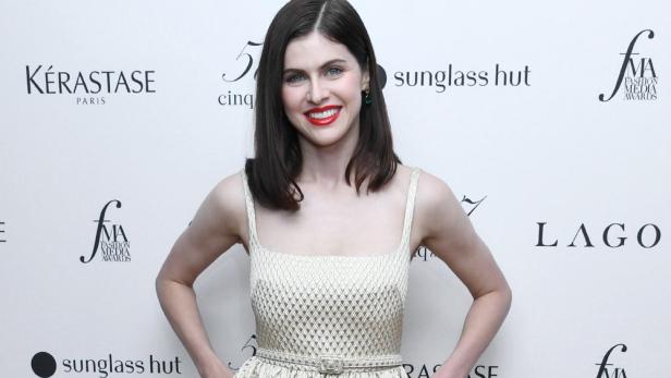 Nach Fehlgeburt: "White Lotus"-Star Alexandra Daddario ist schwanger