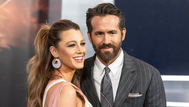 Blake Lively und Ryan Reynolds haben eine Million Dollar für die Hurrikan-Hilfe gespendet.