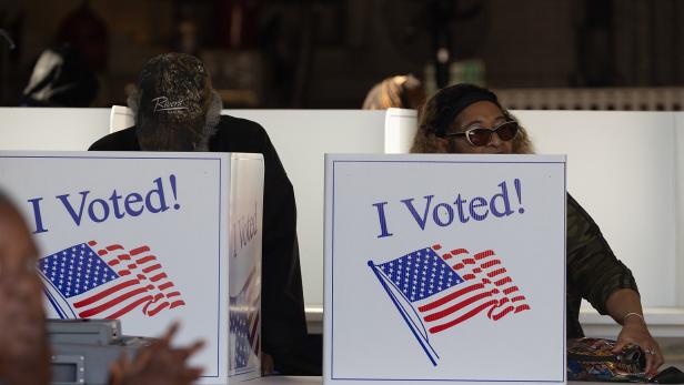 Virales Wahlbetrugs-Video: Zerrissene Stimmzettel in Pennsylvania