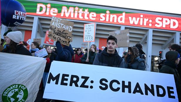 Demonstrationen begleiten CDU-Parteitag