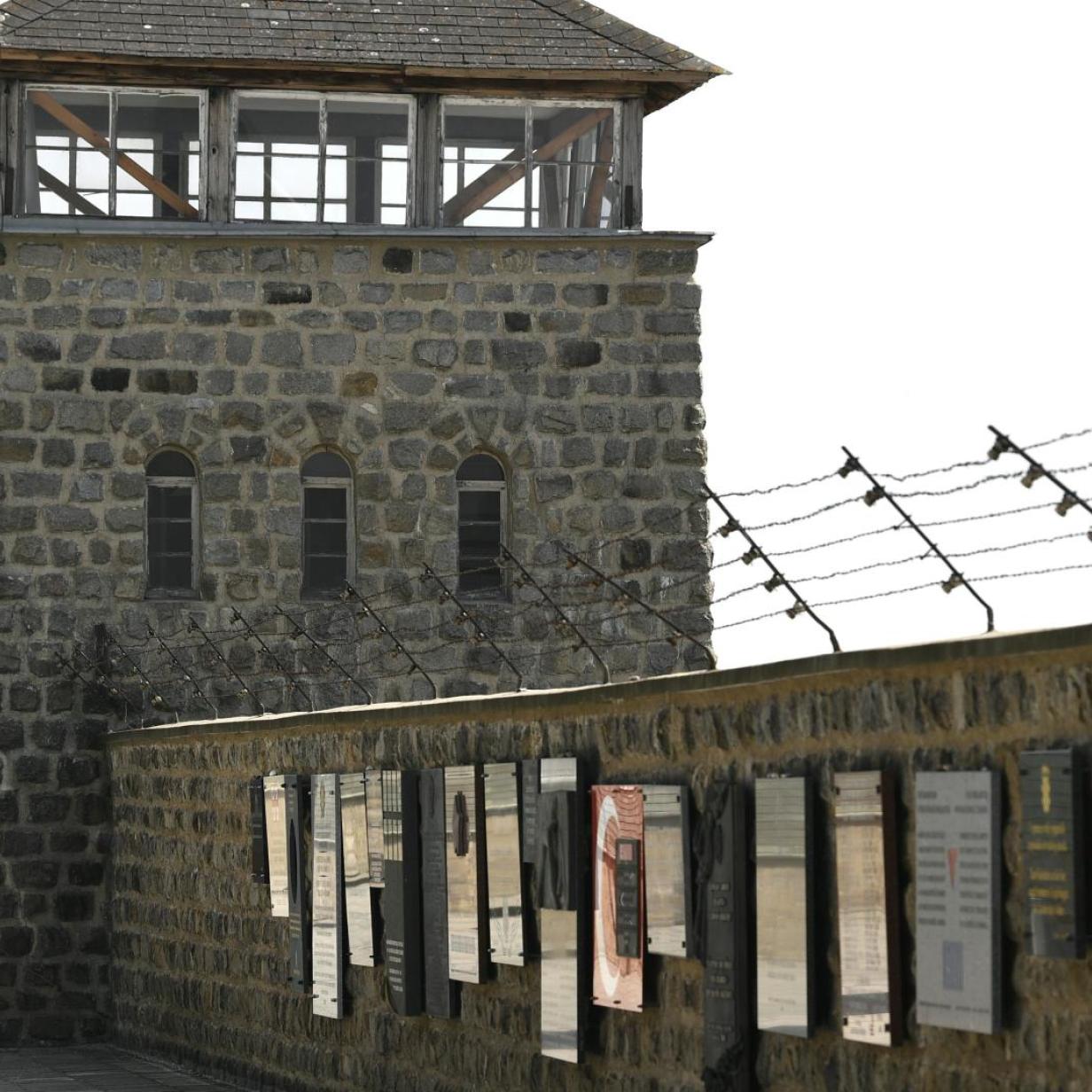 Datei:Bundesarchiv Bild 192-173, KZ Mauthausen, Lagerbordell Lager Fehler knnen ber die Seite Commons:Bundesarchiv/Error reports Datei:Bundesarchiv Bild 192-173, KZ Mauthausen - Wikipedia