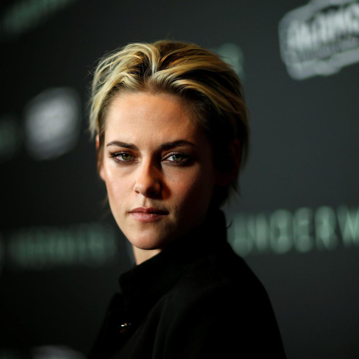 Spencer Kristen Stewart Als Prinzessin Diana Nicht Wiederzuerkennen