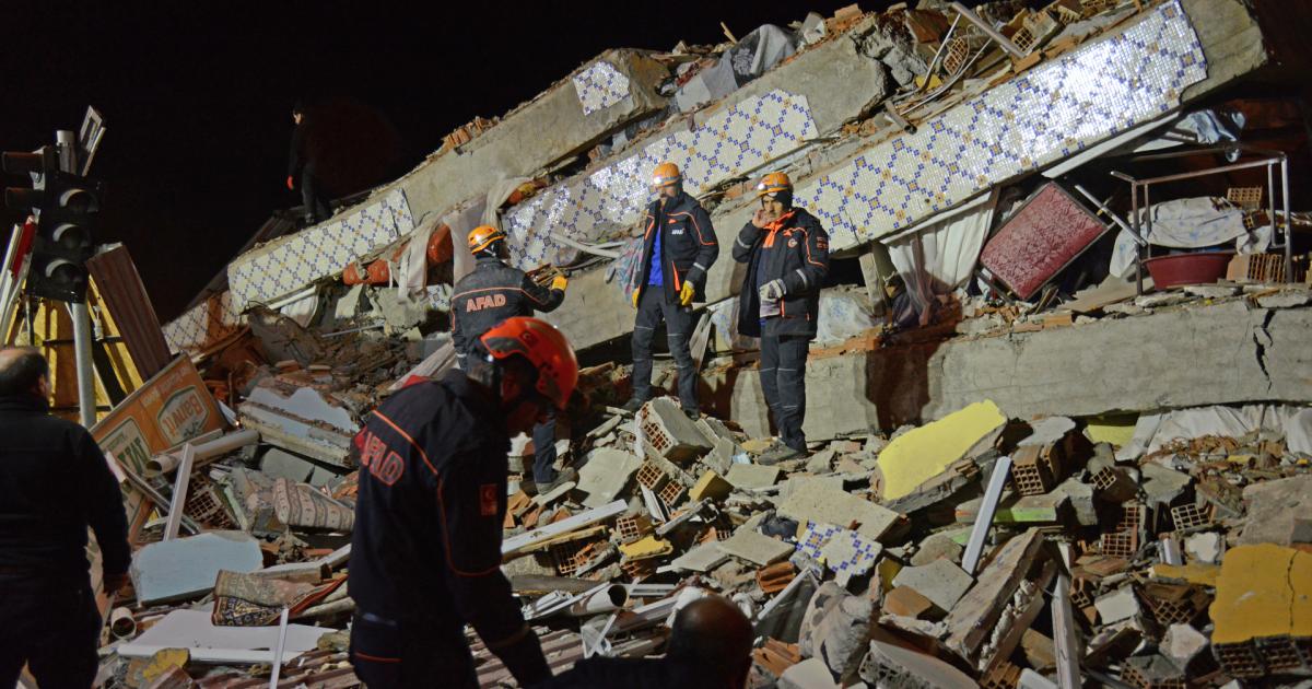 Viele Tote Bei Erdbeben In Der Türkei