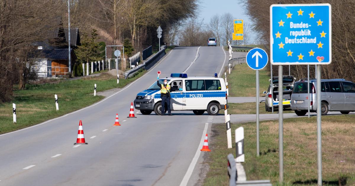 Anschlag Deutsche Polizei kontrolliert Grenze zu Österreich Anschlag Deutsche Polizei kontrolliert Grenze zu Österreich
