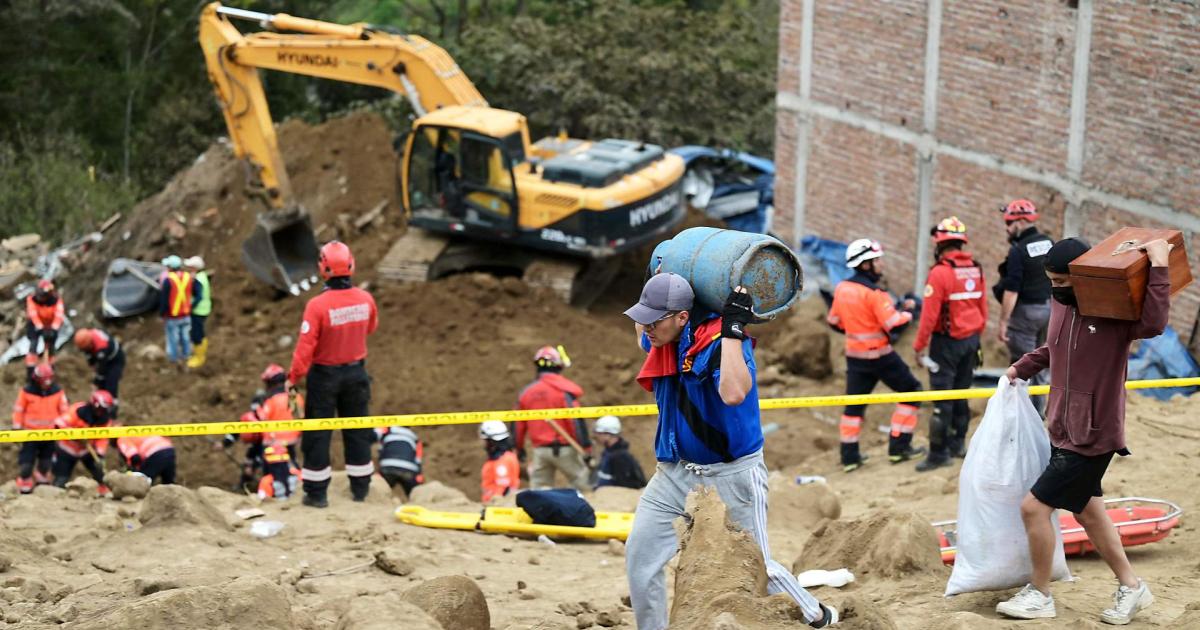 Mittlerweile-23-Tote-nach-Erdrutsch-in-Ecuador-gefunden