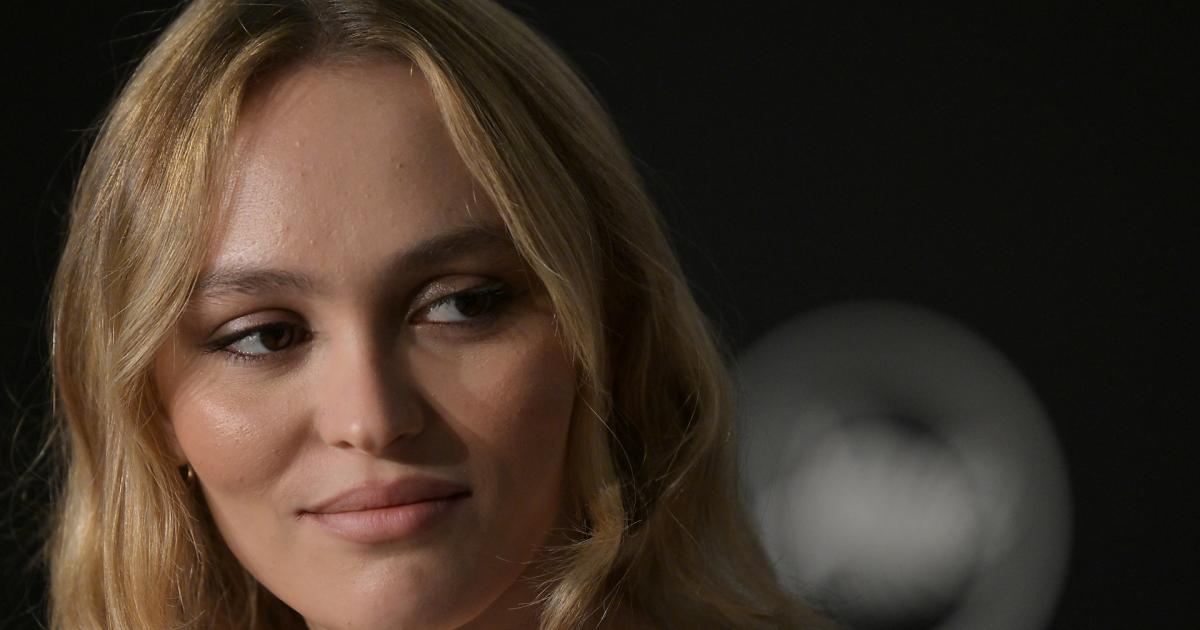 Total-verliebt-Lily-Rose-Depp-Rapperin-070-Shake-sind-ein-Paar