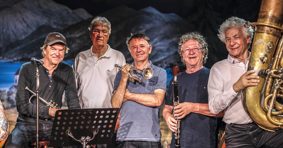 Tour mit Polt und Well-Brüdern: Campino erstand Lederhose