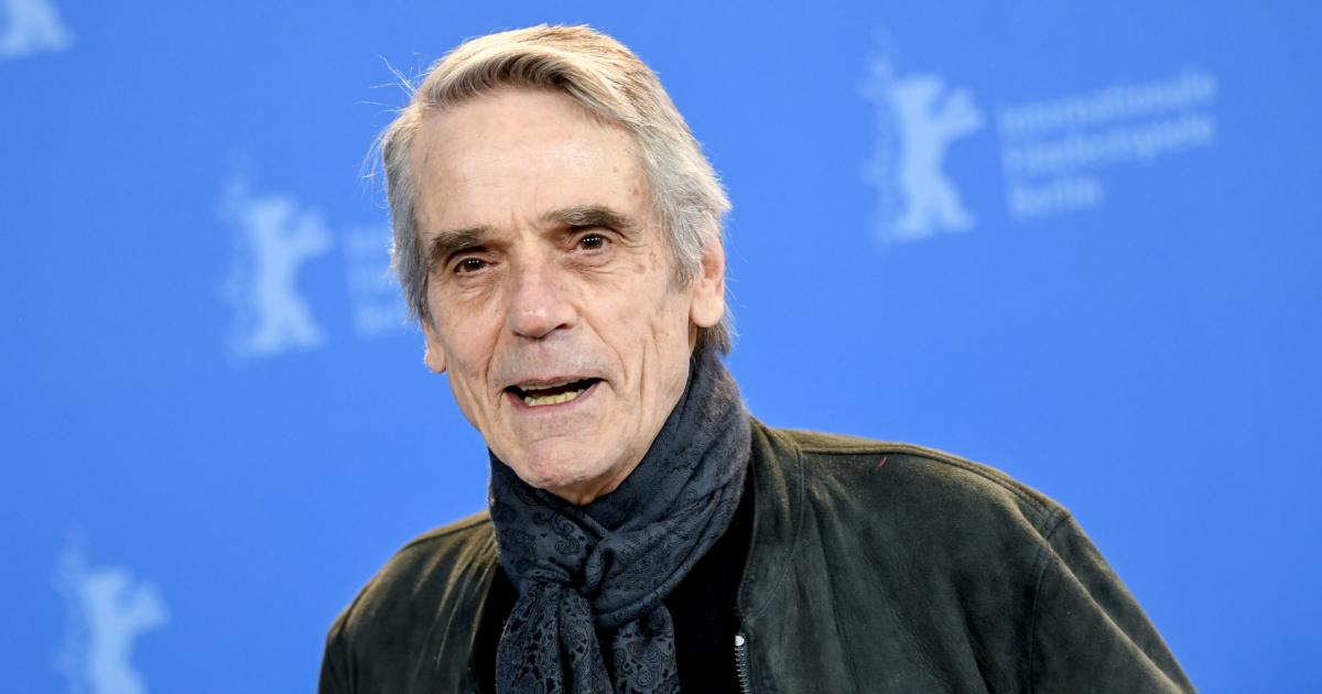 Fesselnder-Blick-markante-Stimme-Jeremy-Irons-wird-75