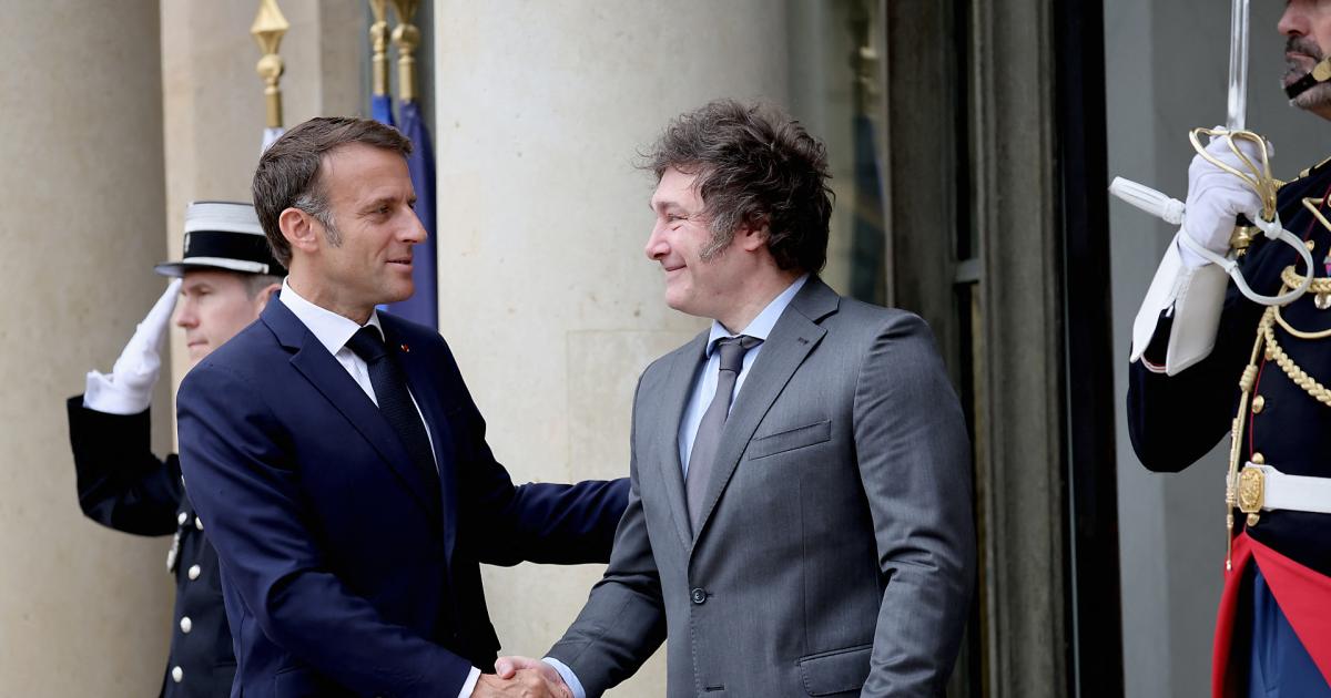 Argentiniens-Pr-sident-Milei-traf-Macron-in-Paris